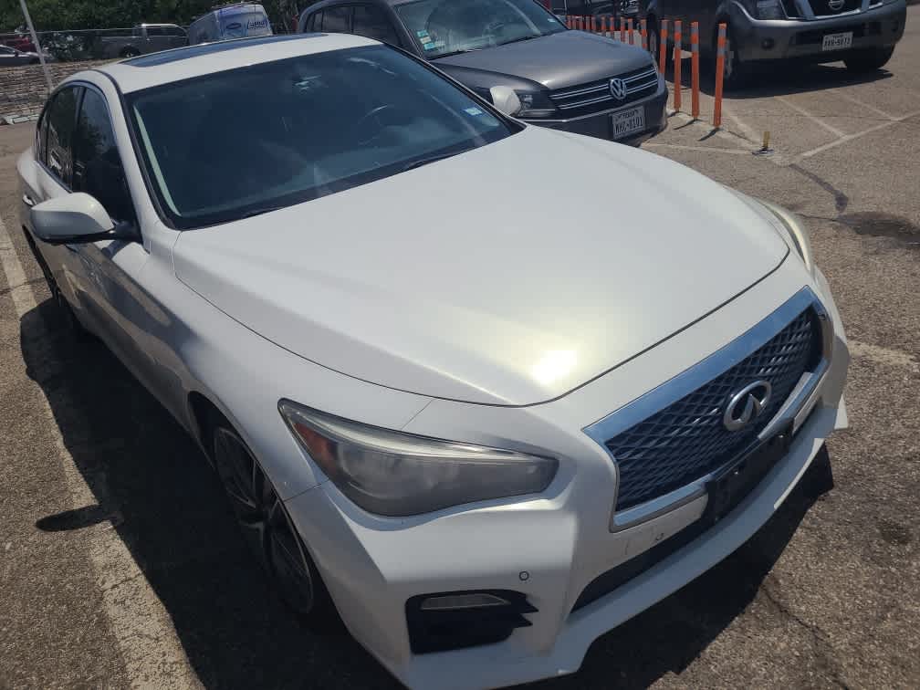 2014 INFINITI Q50