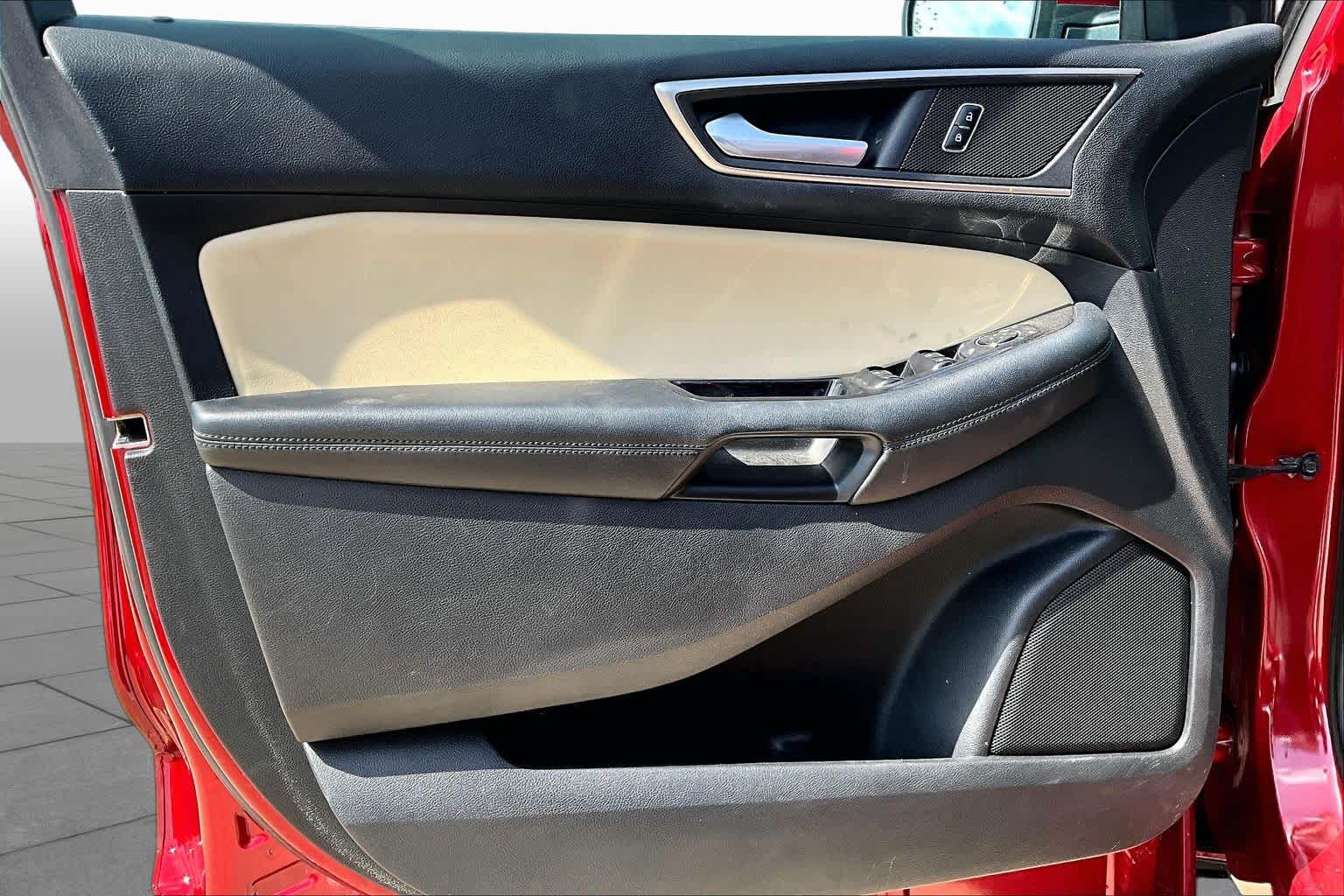 2015 Ford Edge