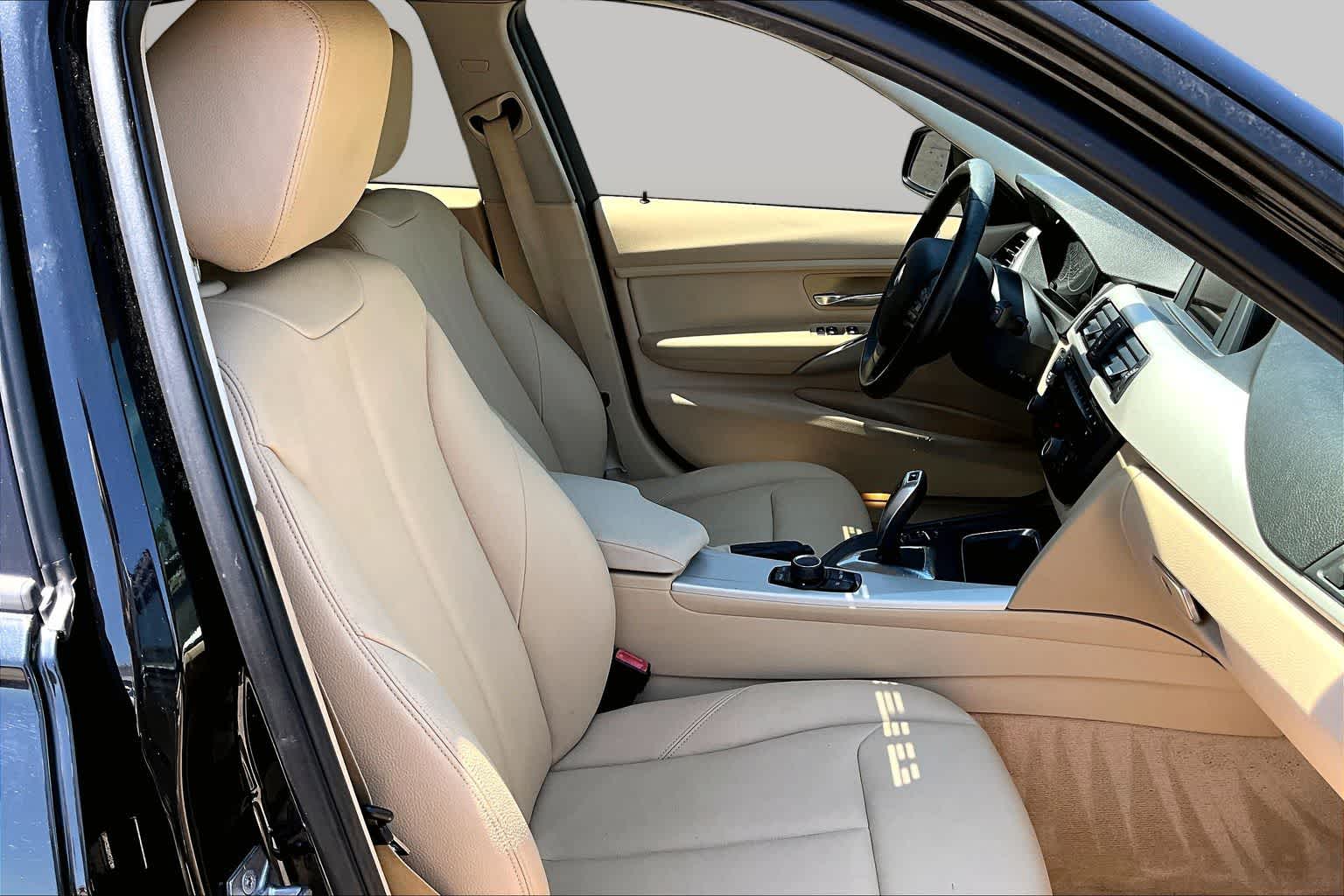 2015 BMW 320i