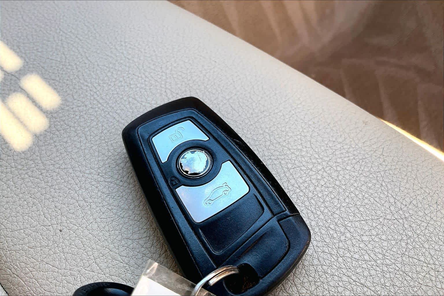 2015 BMW 320i