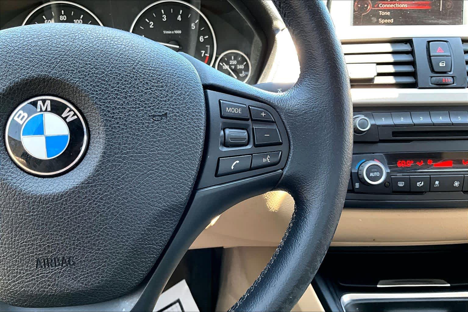 2015 BMW 320i