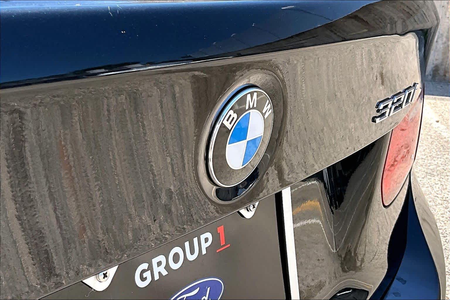 2015 BMW 320i