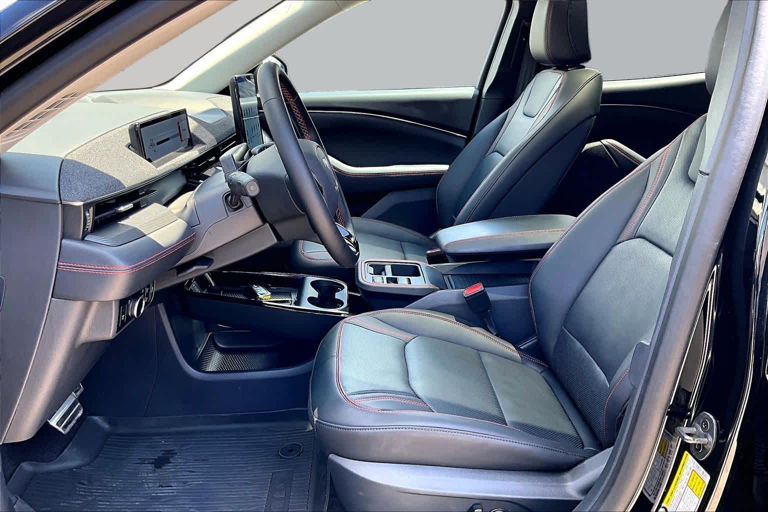 2025 Ford Mustang Mach-E