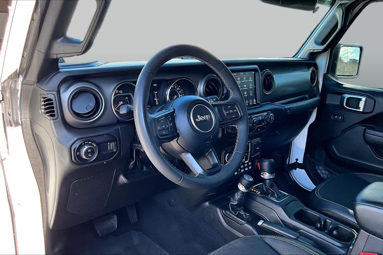 2023 Jeep Gladiator