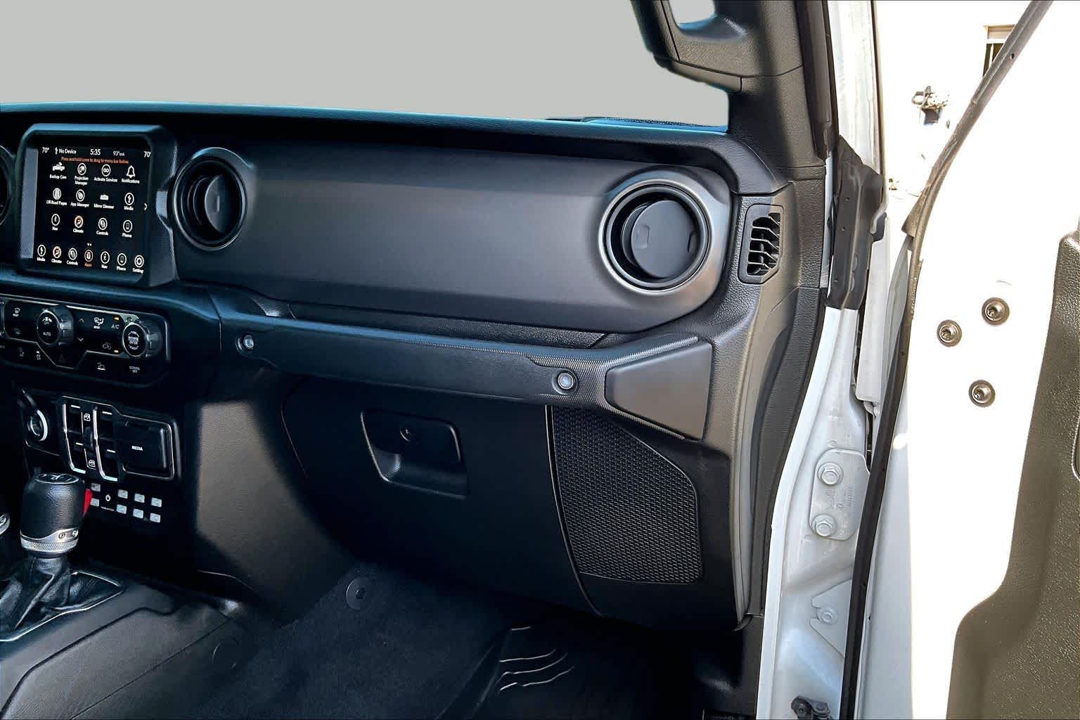 2023 Jeep Gladiator
