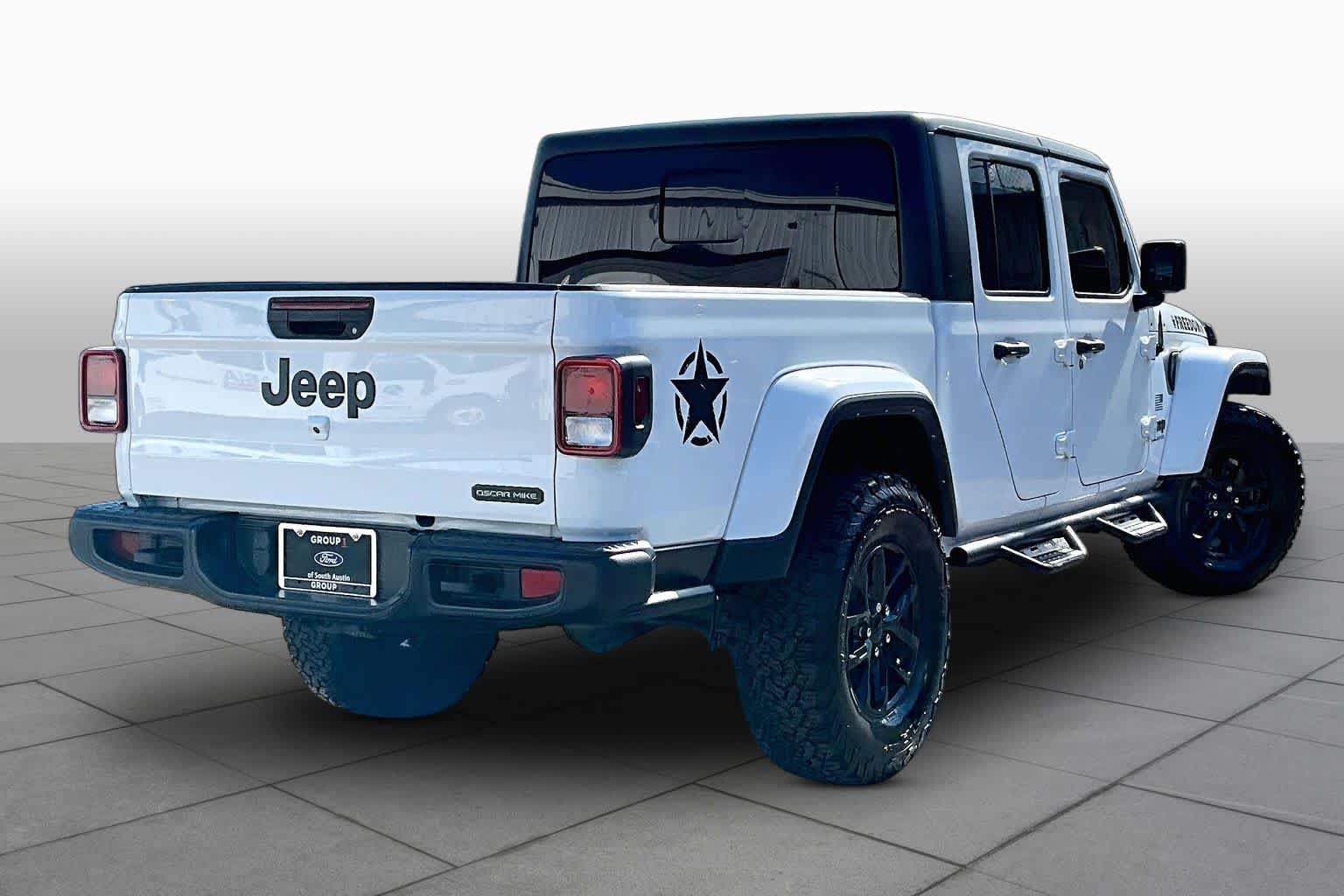 2023 Jeep Gladiator