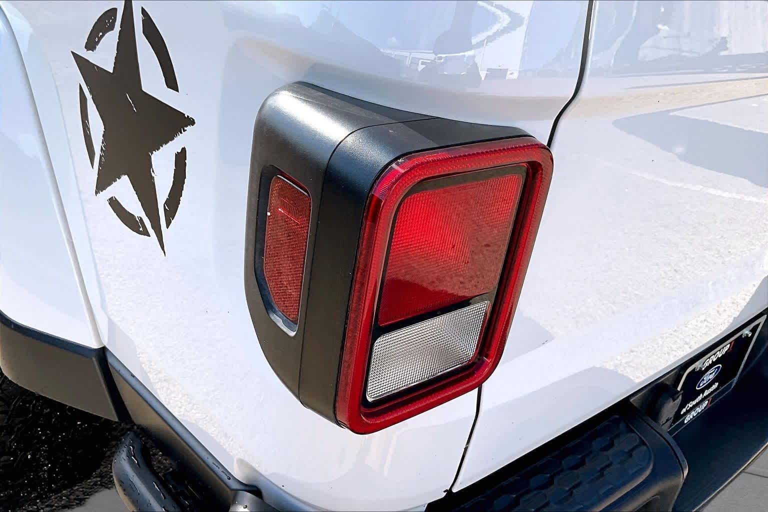 2023 Jeep Gladiator