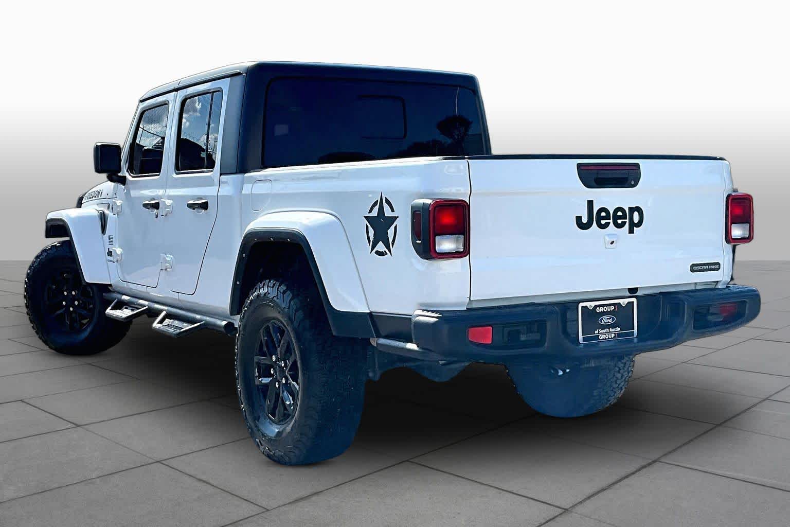 2023 Jeep Gladiator