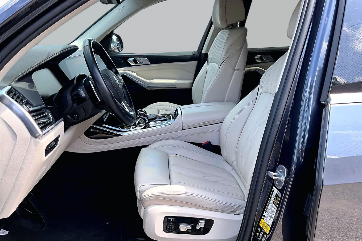 2020 BMW X7 xDrive40i