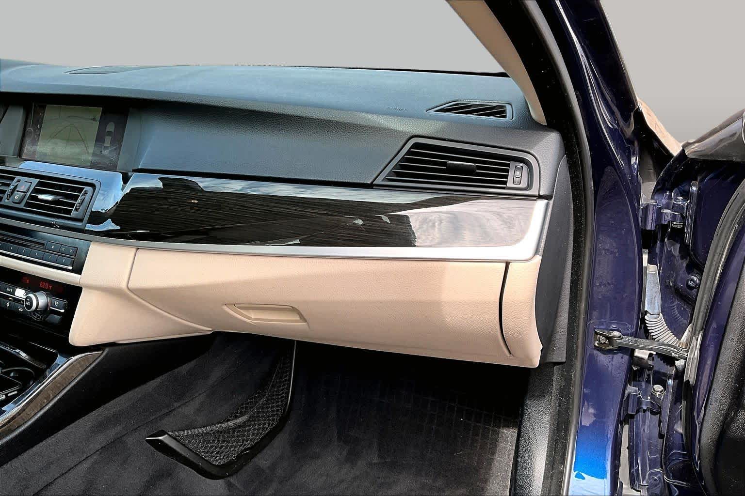 2011 BMW 528i