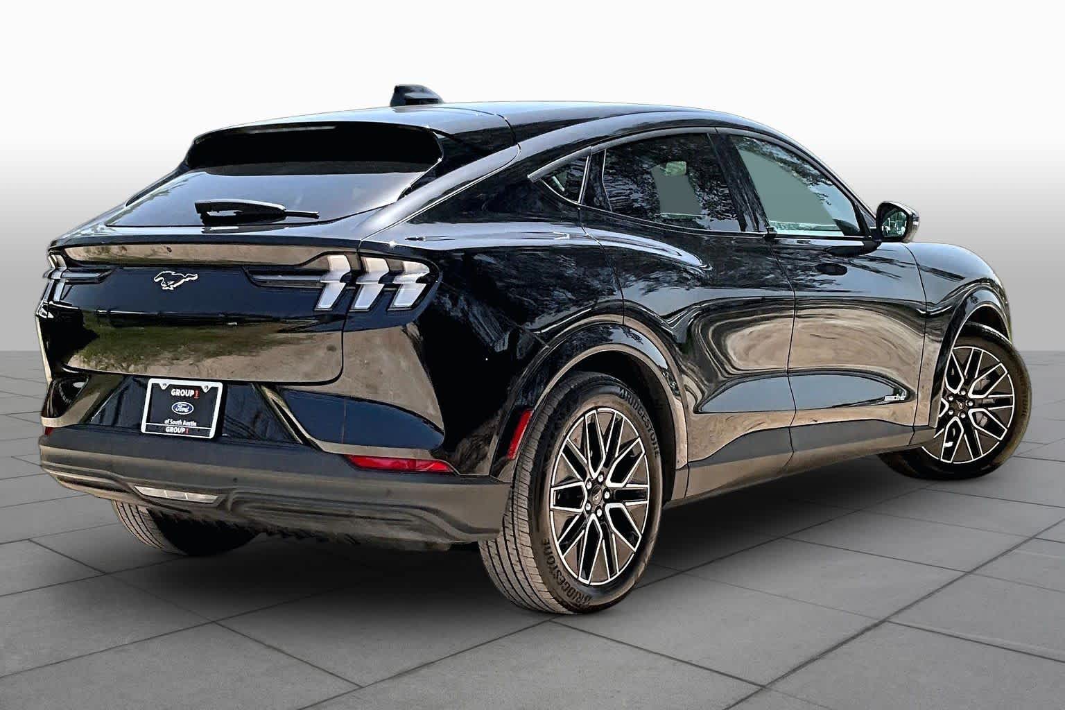 2025 Ford Mustang Mach-E