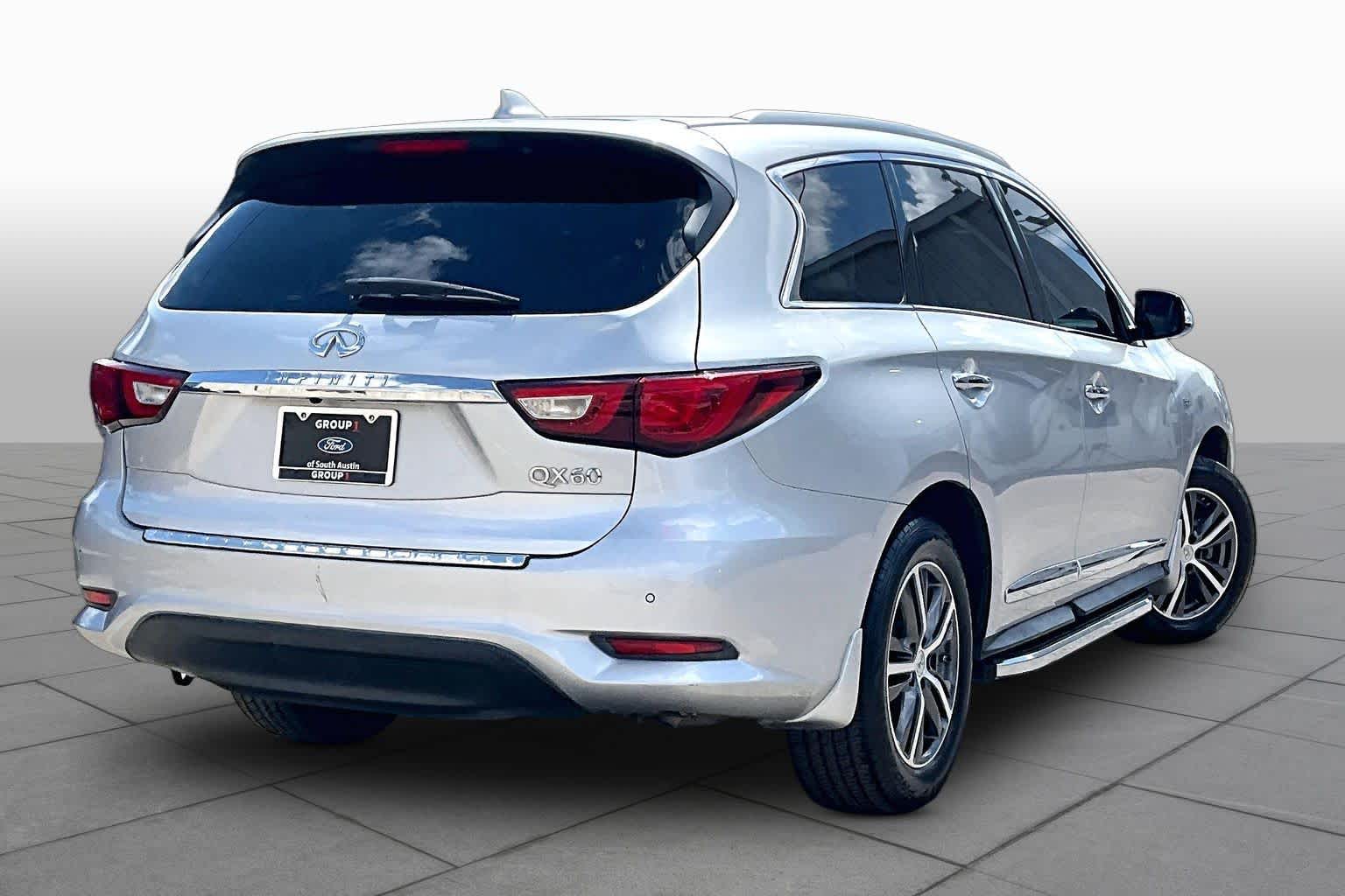 2017 INFINITI QX60