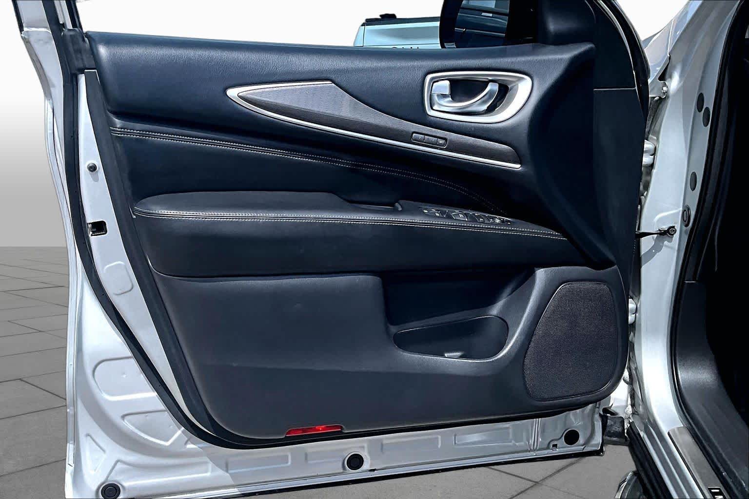 2017 INFINITI QX60