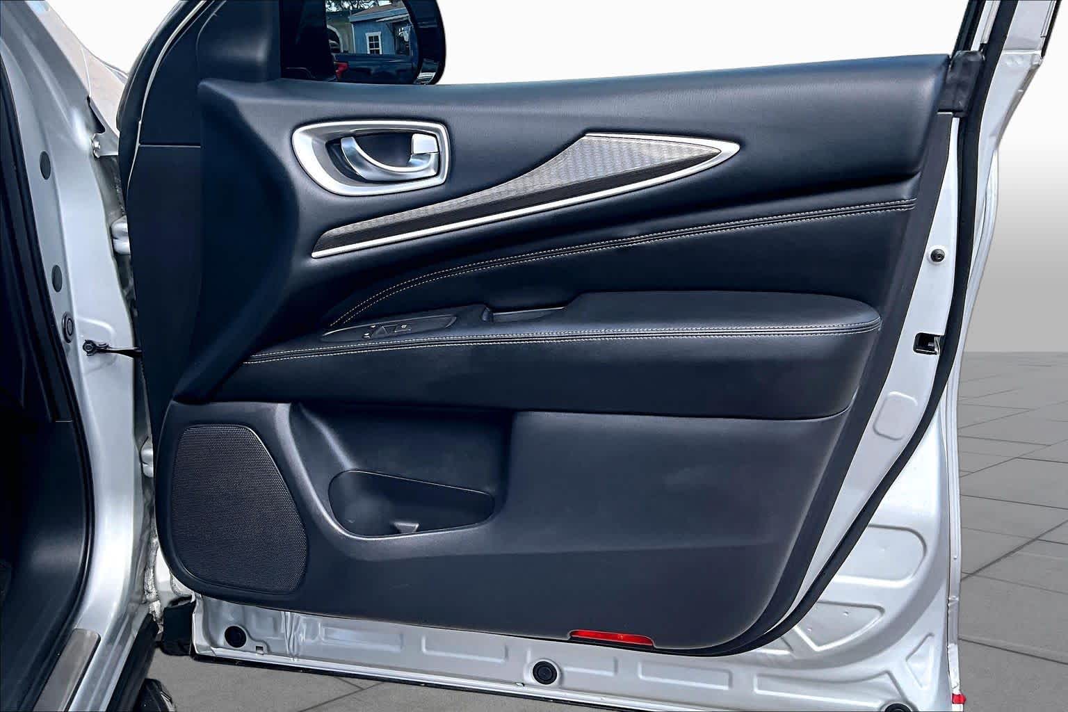 2017 INFINITI QX60