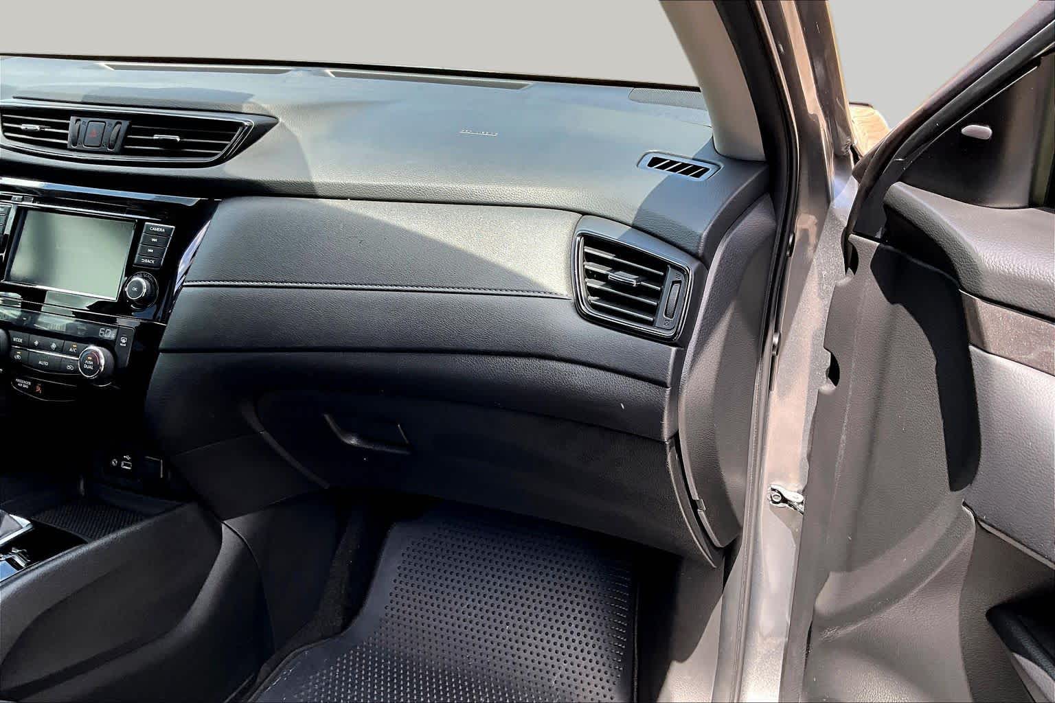 2020 Nissan Rogue