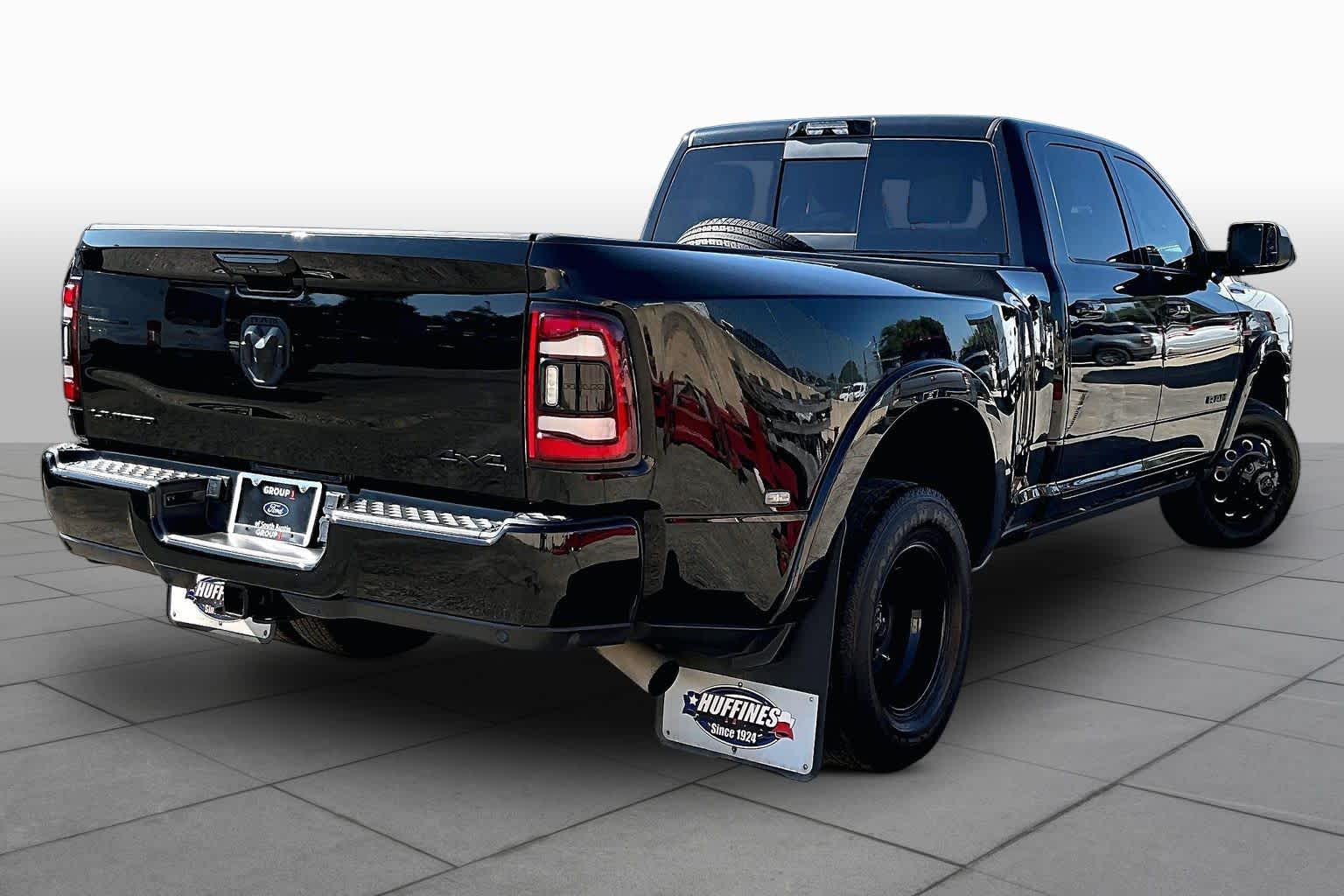 2022 RAM 3500