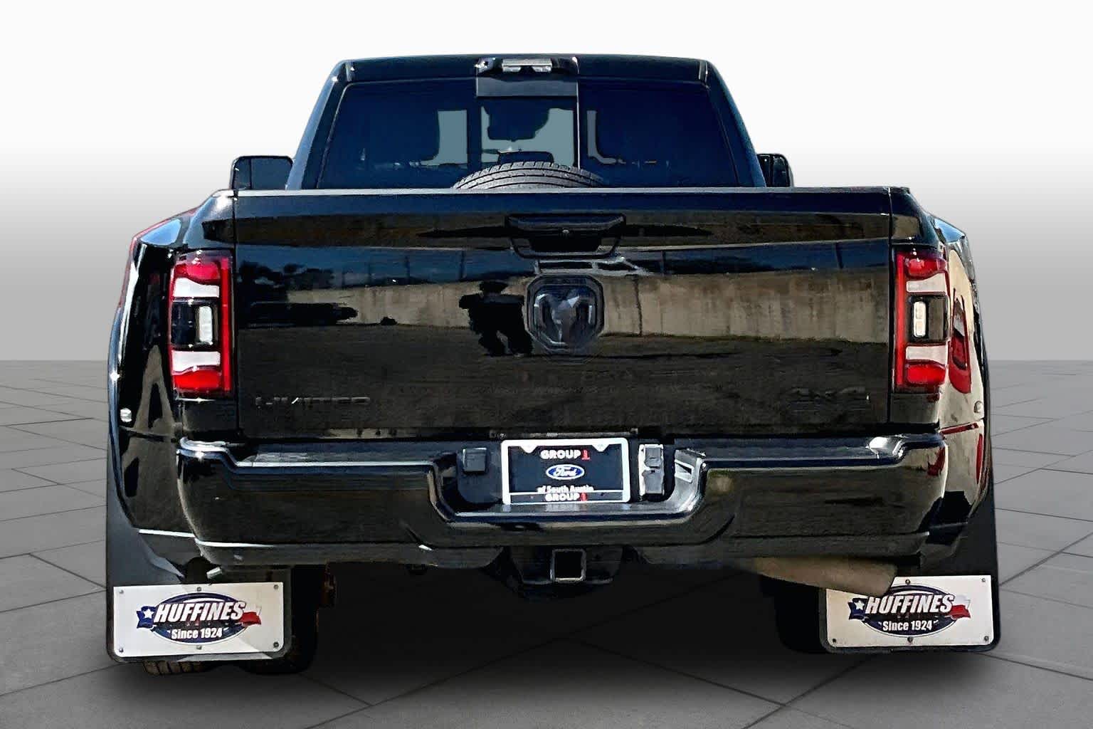 2022 RAM 3500
