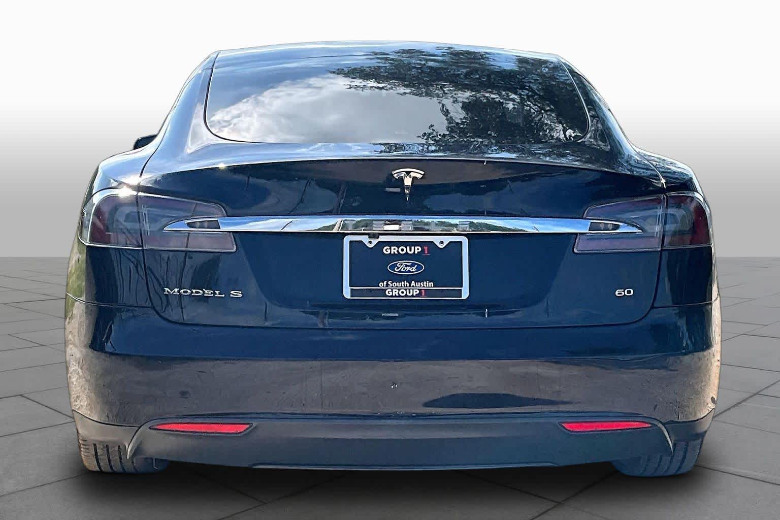 2013 Tesla Model S