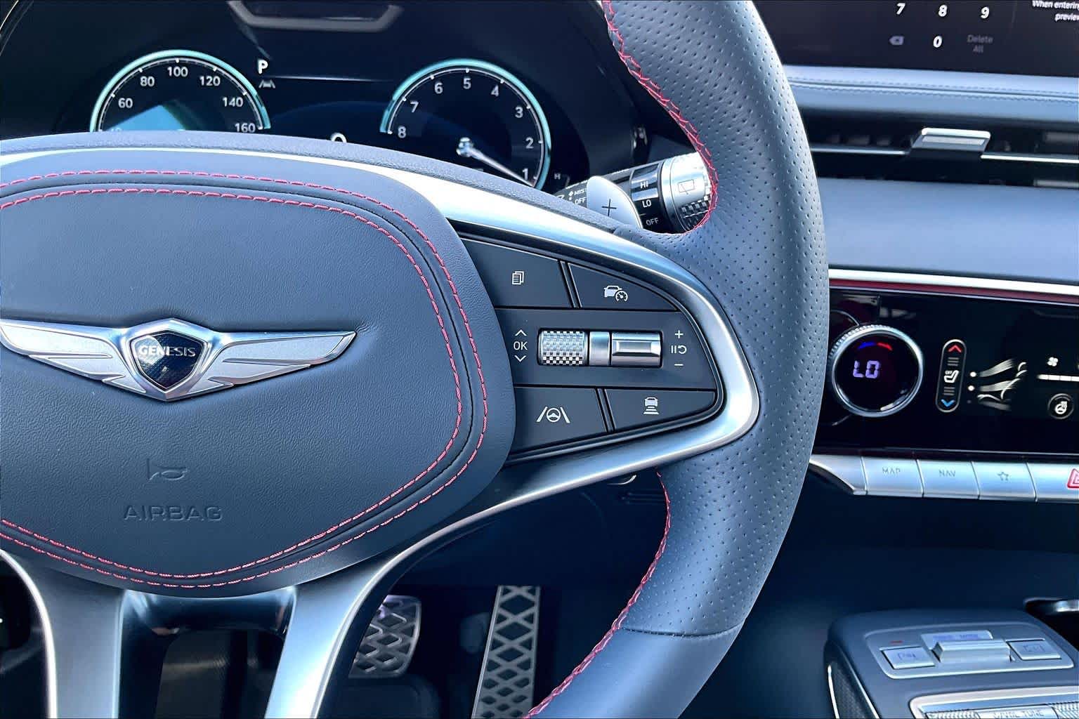 2024 Genesis GV70