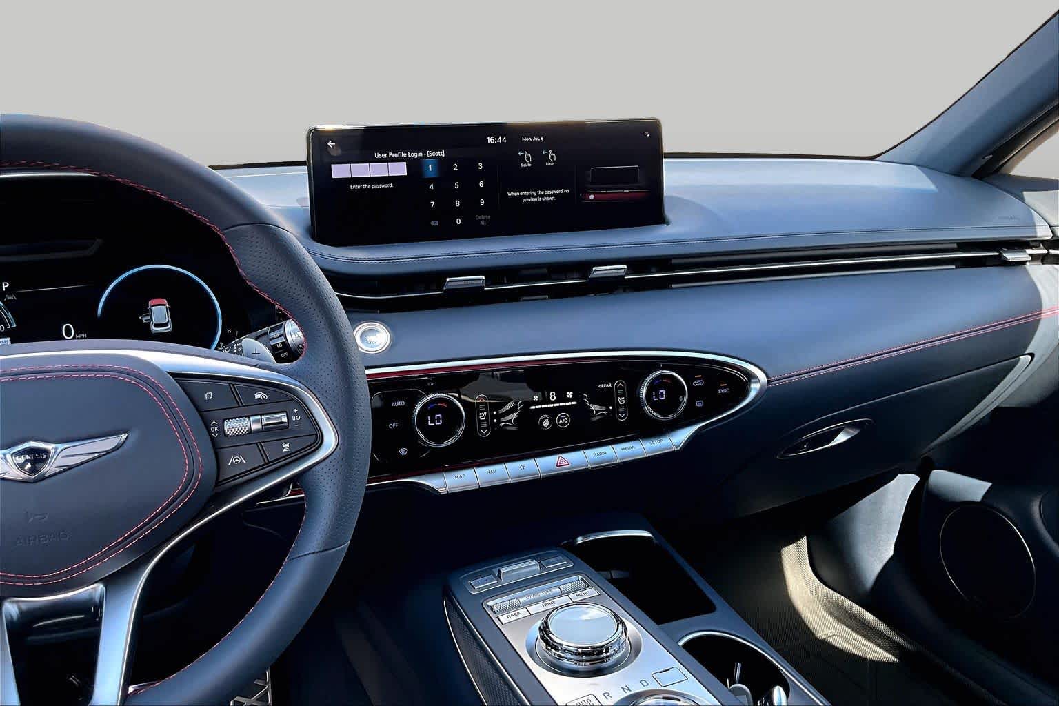 2024 Genesis GV70