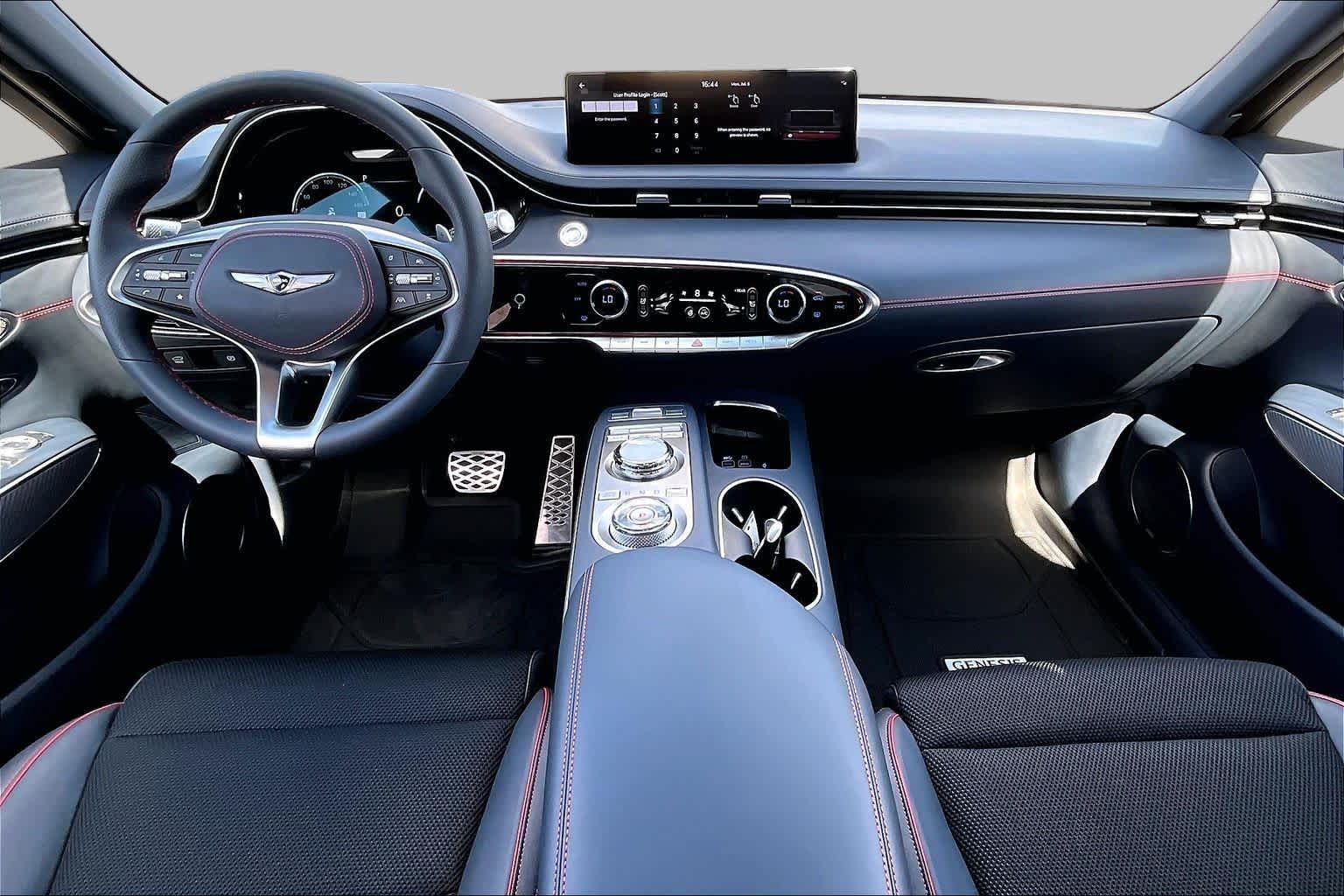 2024 Genesis GV70
