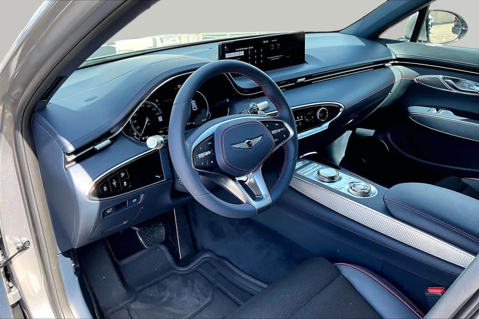 2024 Genesis GV70