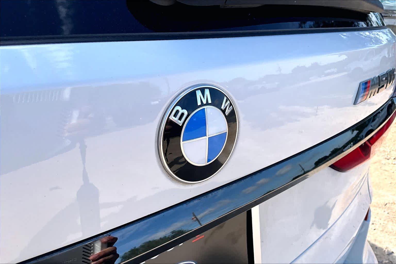 2021 BMW X7 M50i
