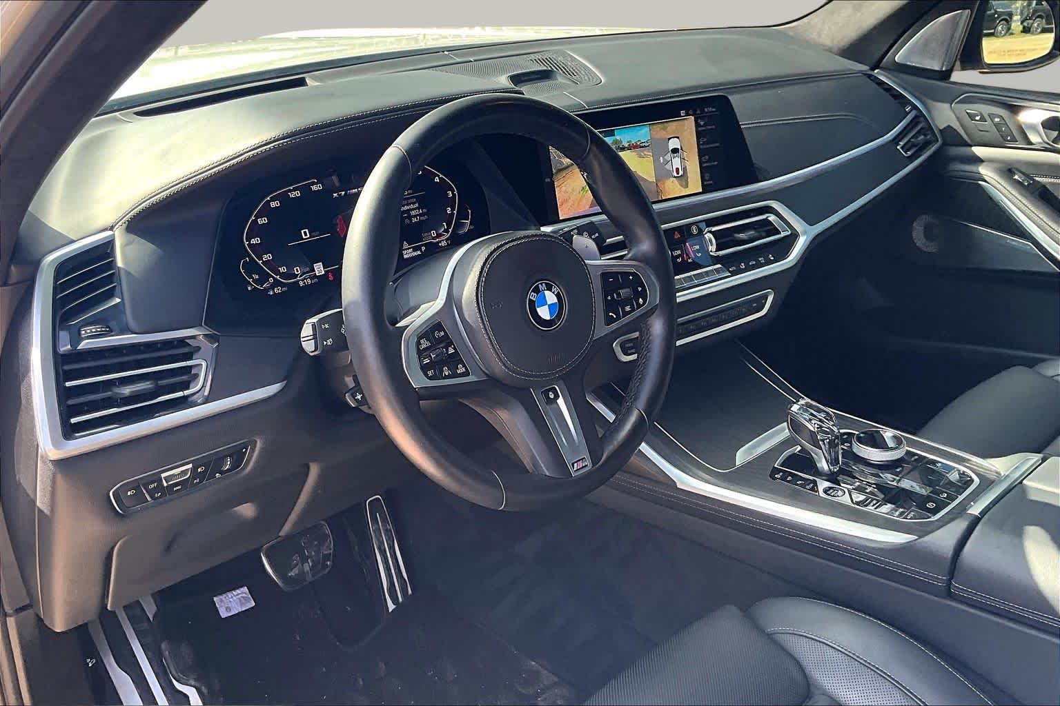 2021 BMW X7 M50i