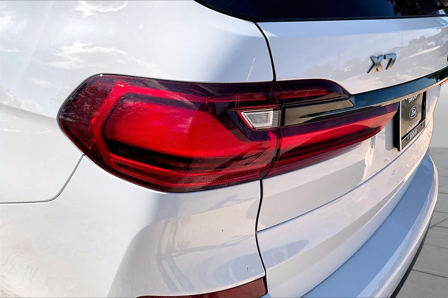 2021 BMW X7 M50i