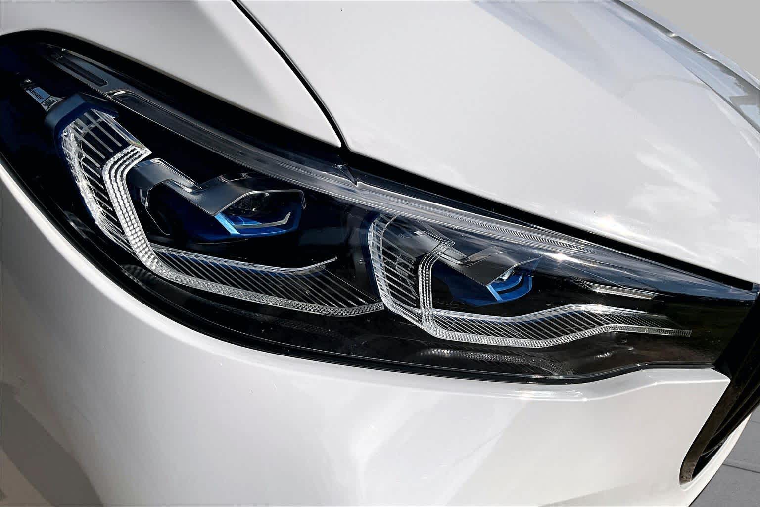 2021 BMW X7 M50i