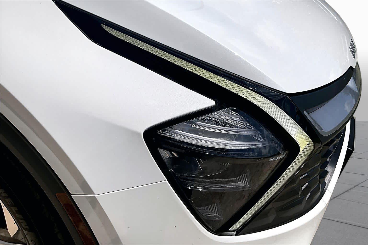 2023 Kia Sportage Hybrid