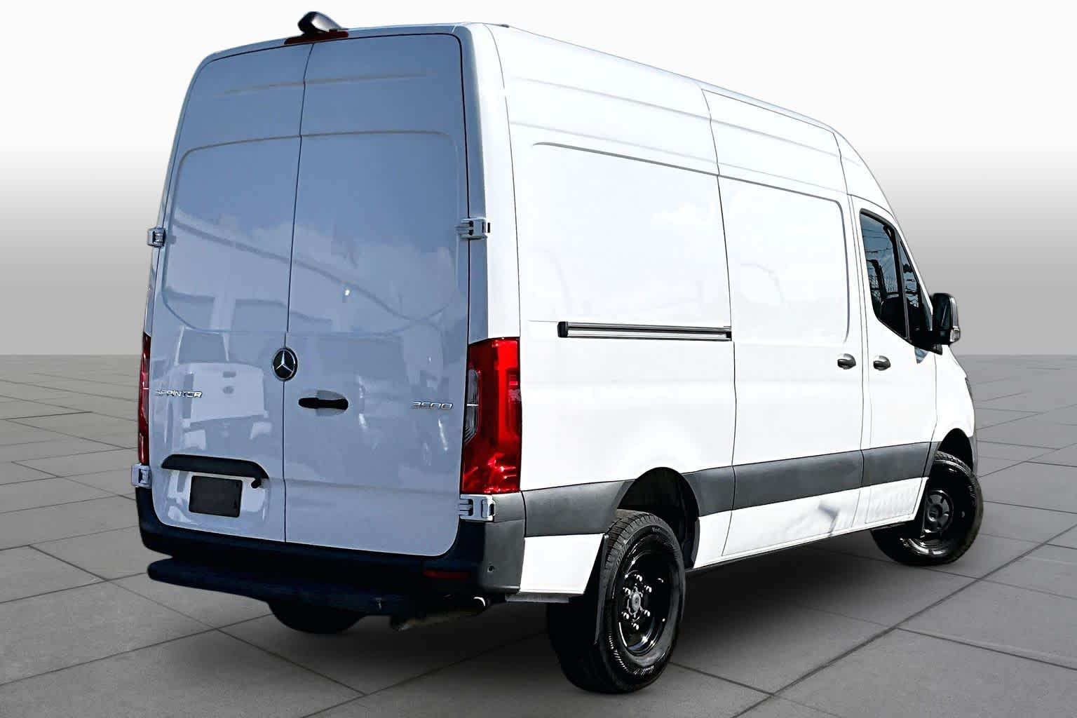 2022 Mercedes-Benz Sprinter Cargo Van