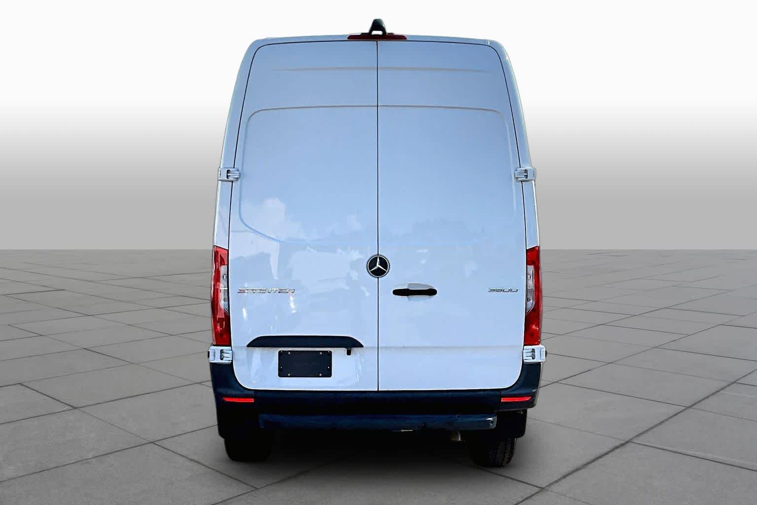 2022 Mercedes-Benz Sprinter Cargo Van