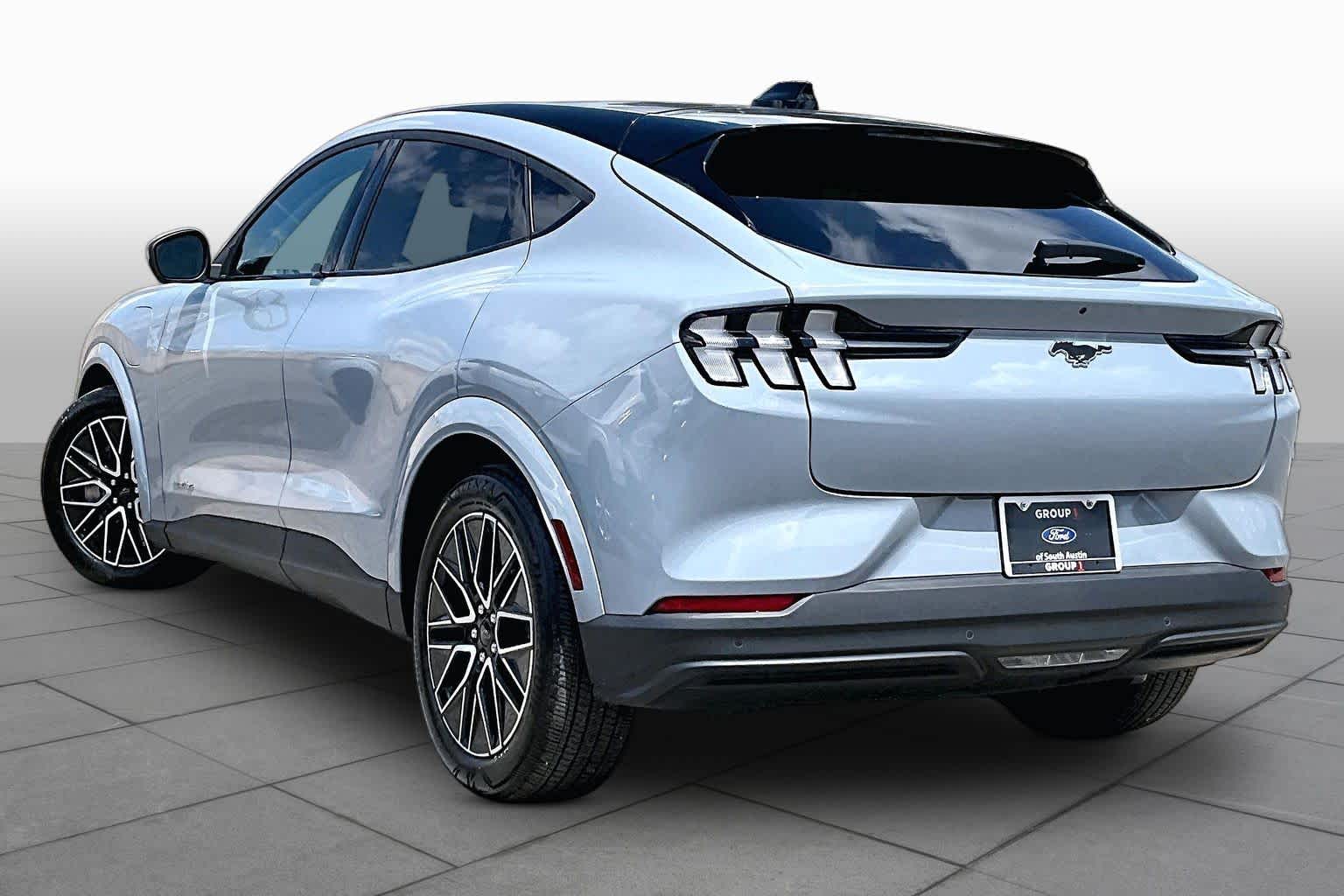 2025 Ford Mustang Mach-E