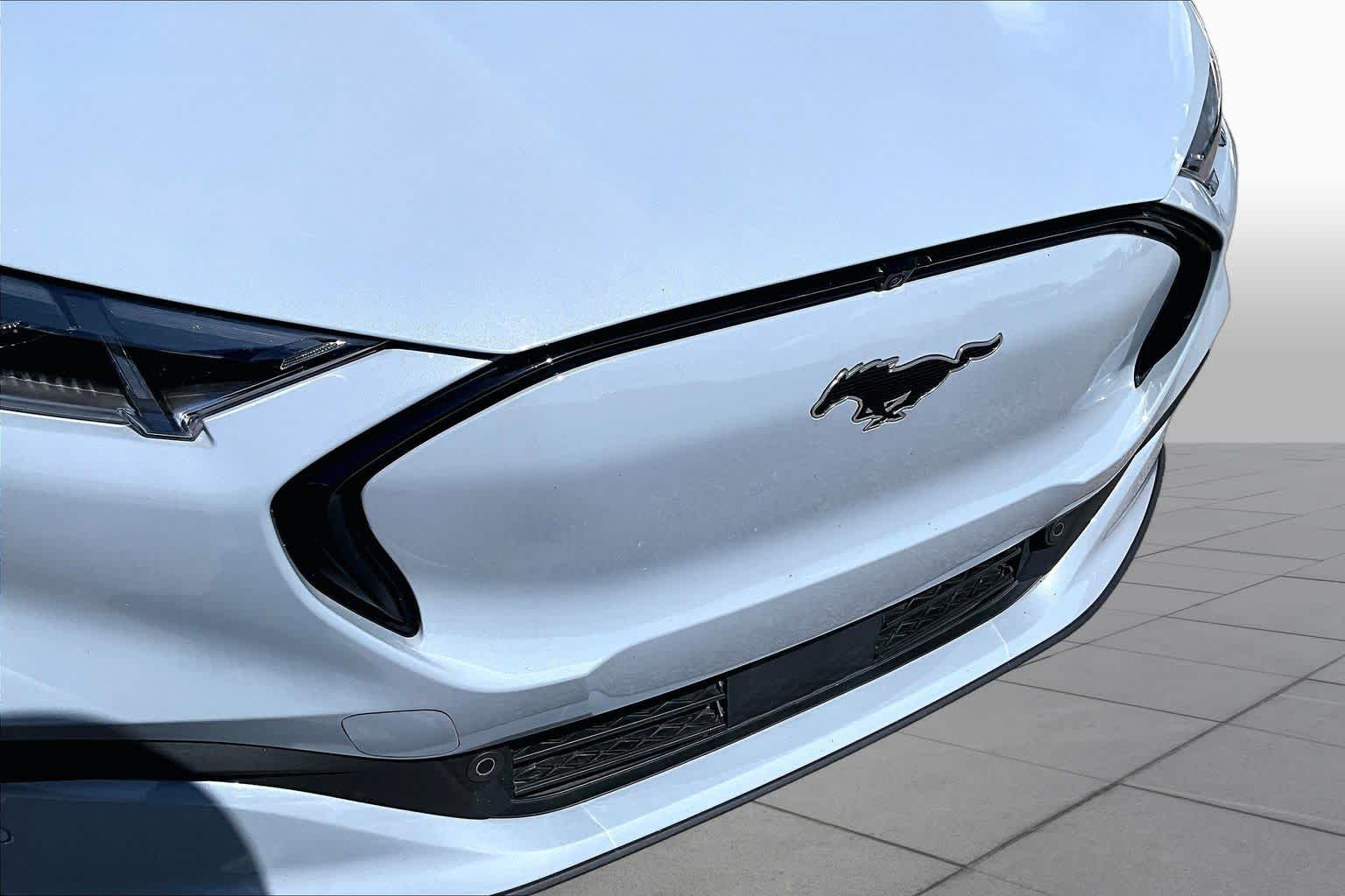 2025 Ford Mustang Mach-E