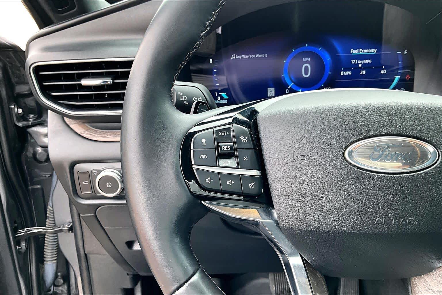 2021 Ford Explorer