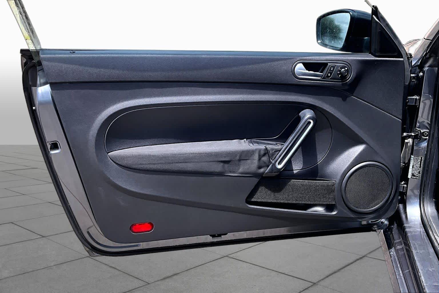 2016 Volkswagen Beetle Coupe