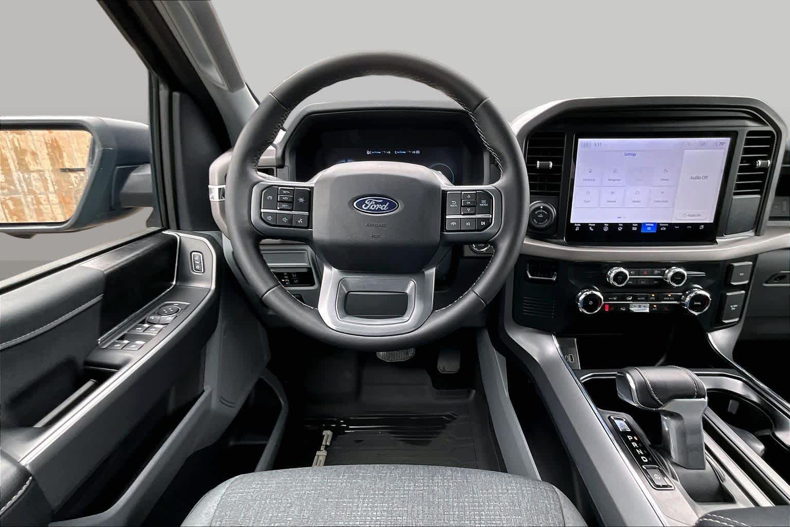 2025 Ford F-150 Lightning