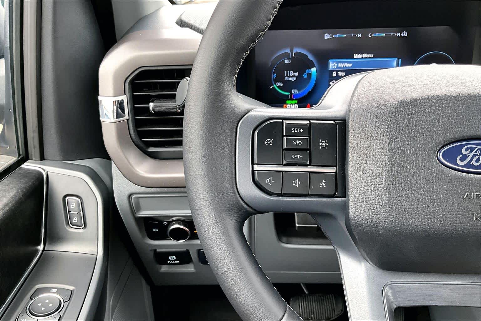 2025 Ford F-150 Lightning