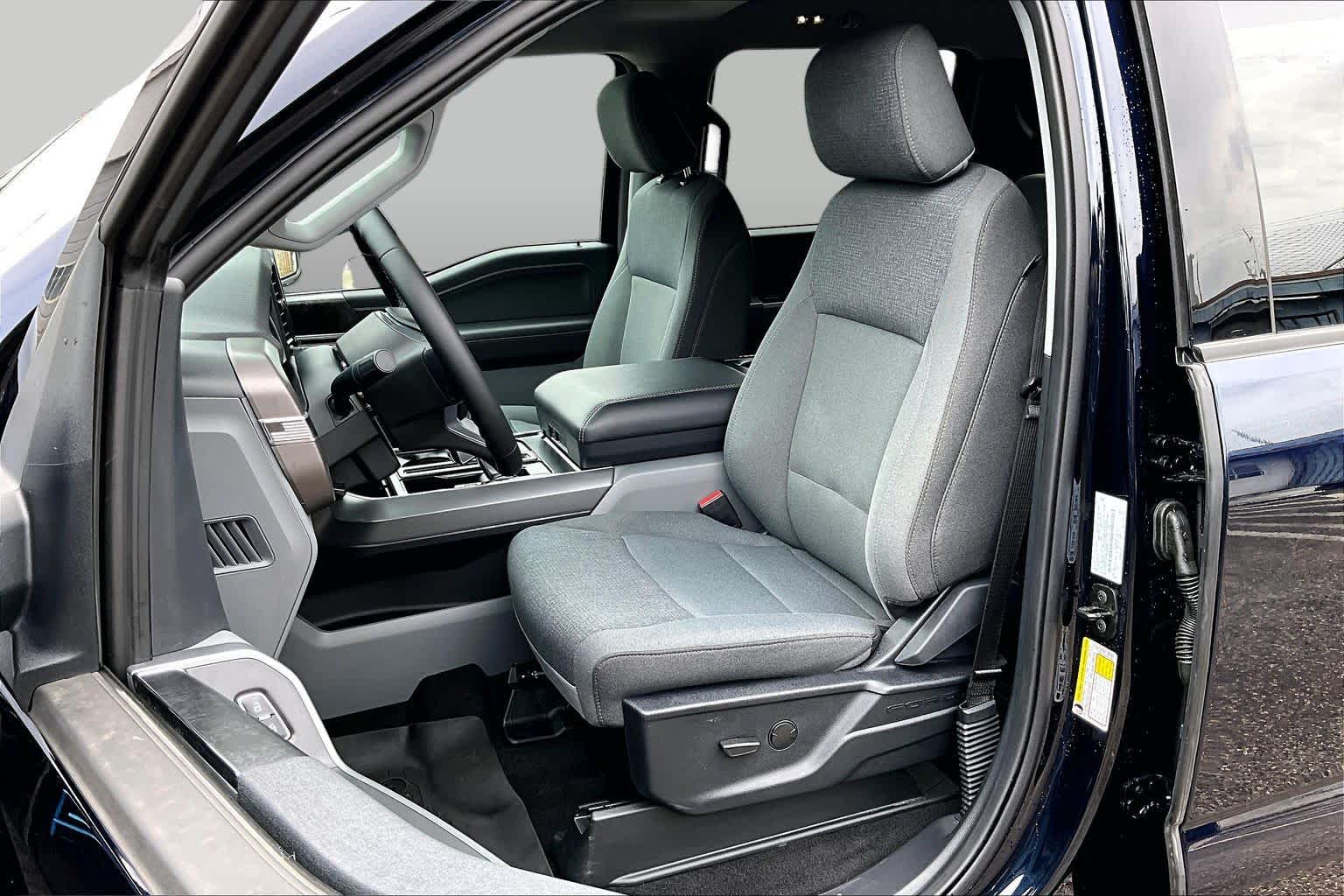 2025 Ford F-150 Lightning