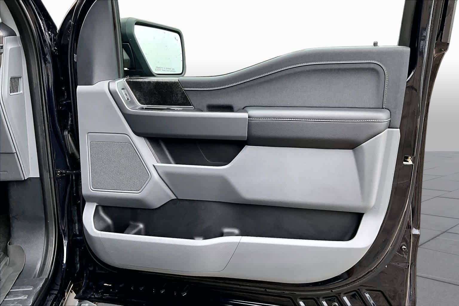 2025 Ford F-150 Lightning