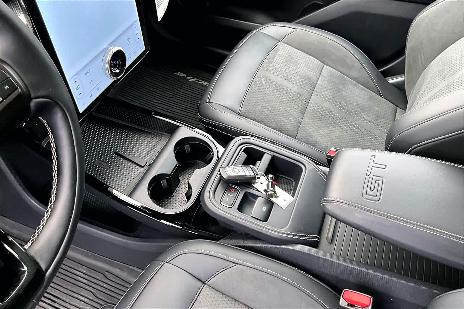 2025 Ford Mustang Mach-E