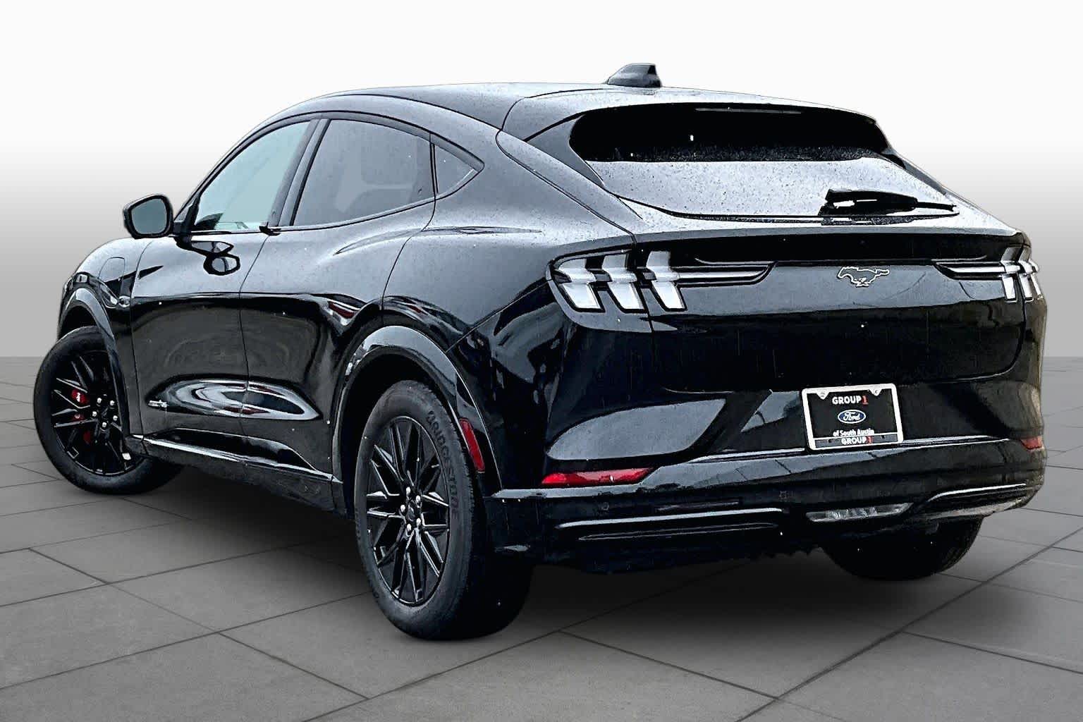 2025 Ford Mustang Mach-E