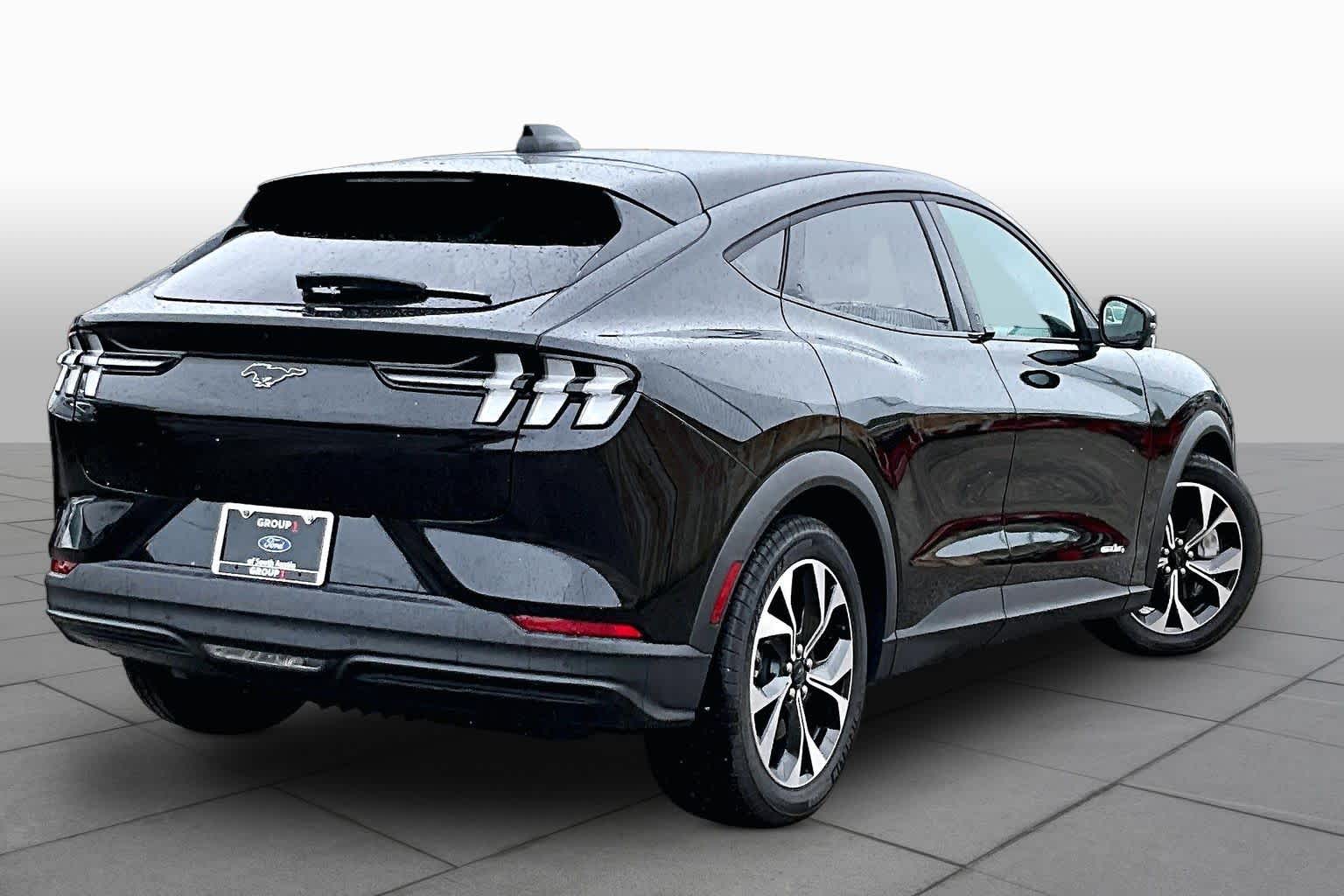 2025 Ford Mustang Mach-E