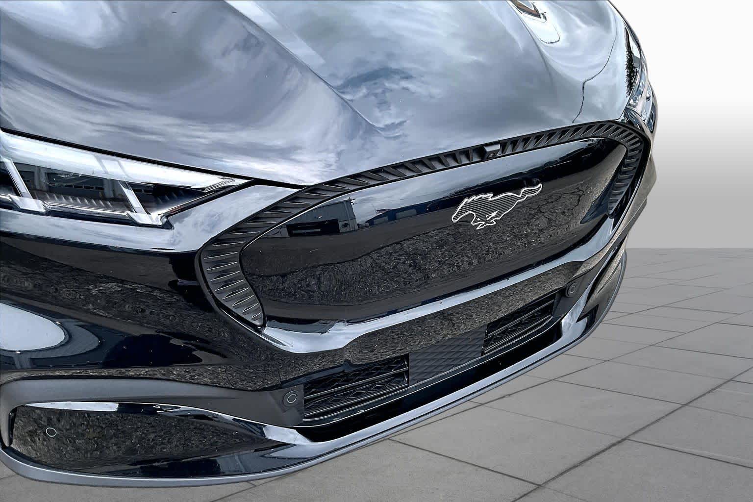 2025 Ford Mustang Mach-E