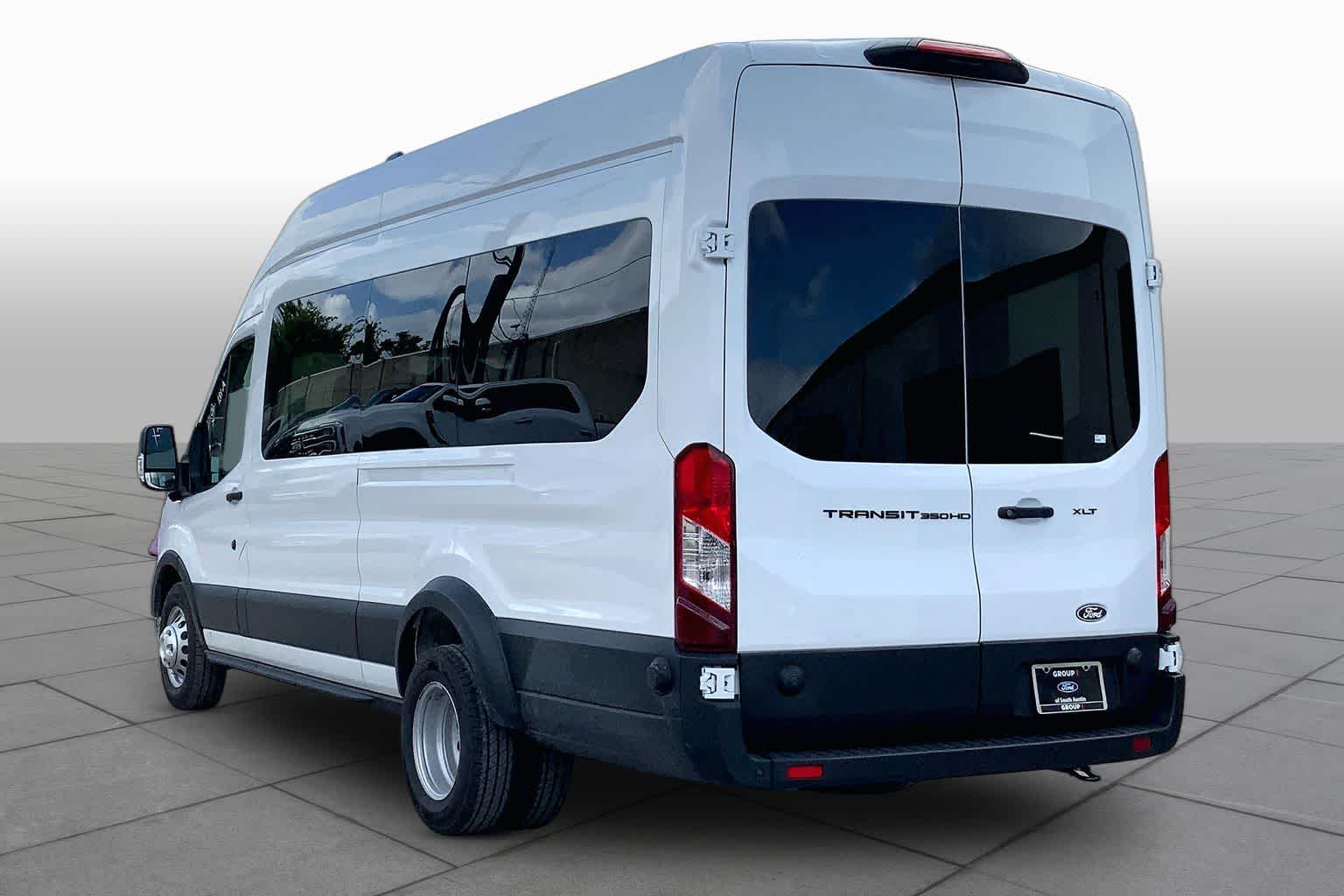 2026 Ford Transit Passenger Wagon