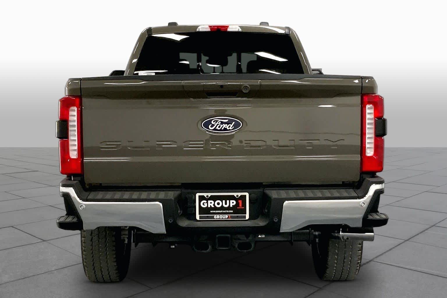 2027 Ford Super Duty F-350 SRW