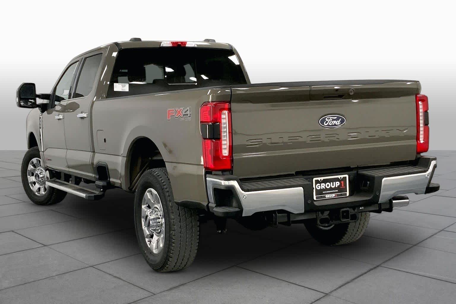 2027 Ford Super Duty F-350 SRW