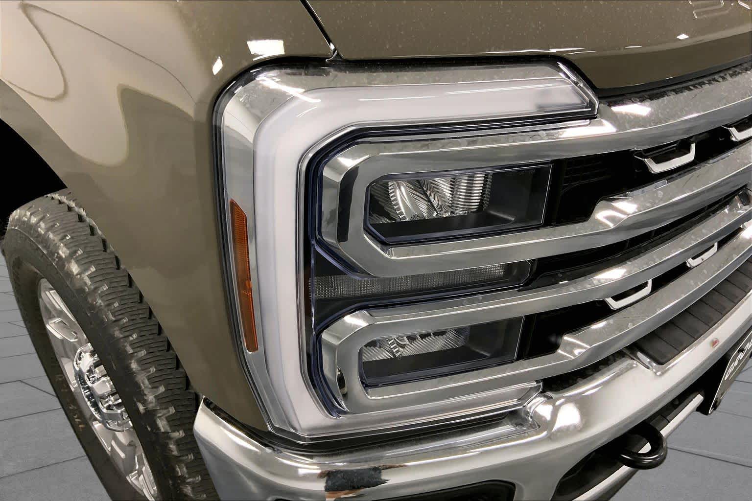 2027 Ford Super Duty F-350 SRW