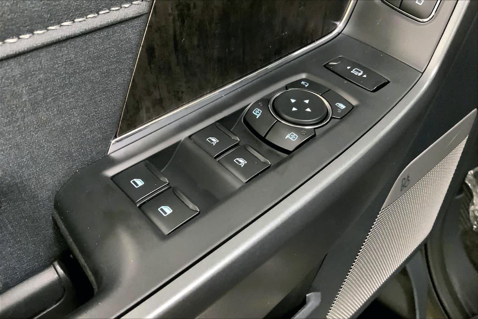 2027 Ford Super Duty F-350 SRW